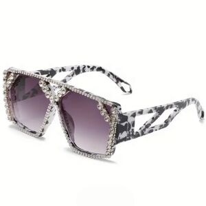 Oversized Square Women's Luxury Rhinestone Sunglasses